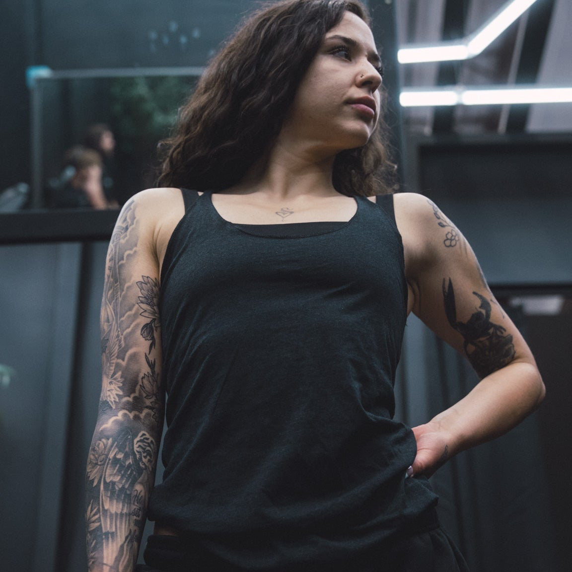 Performance sculpt tank